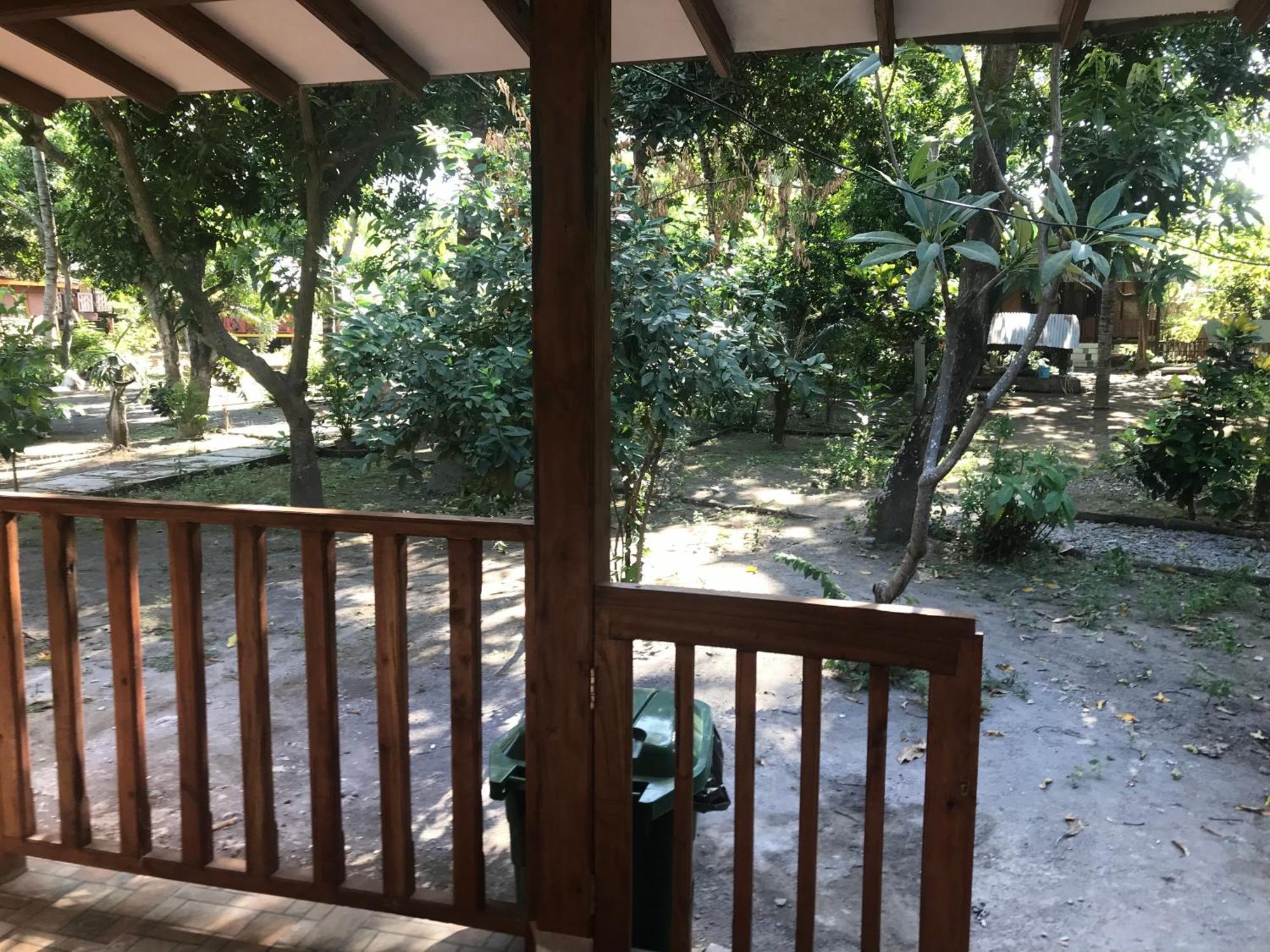 Pondok Wisata Gili Lampu Labuhan Pandan Екстериор снимка